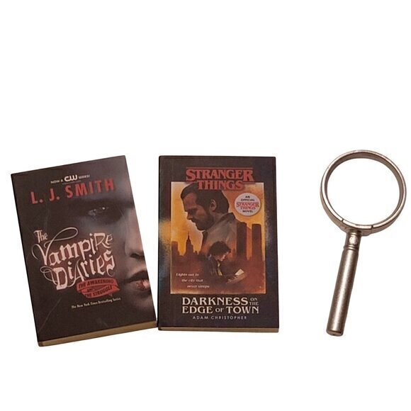 Zuru Mini Brands Books Lot - Picture 1 of 2